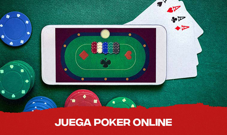 poker en un móvil sobre una mesa de poker con fichas y cartas al lado