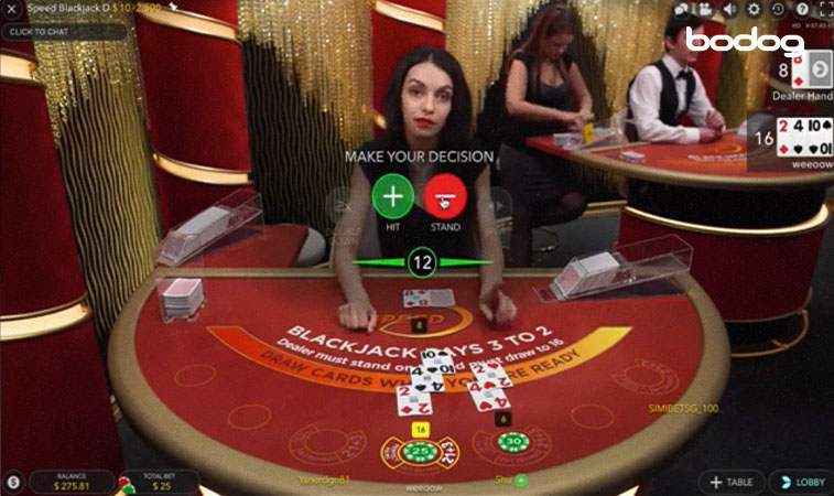 Mesa de speed blackjack con botones hit y stand