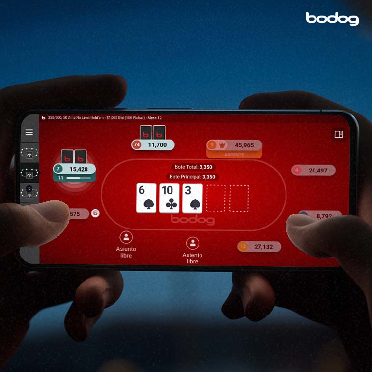 Móvil en una ronda en vivo de poker en Bodog
