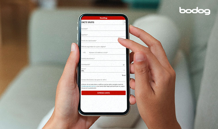 Móvil en la pantalla de inscripción en Bodog